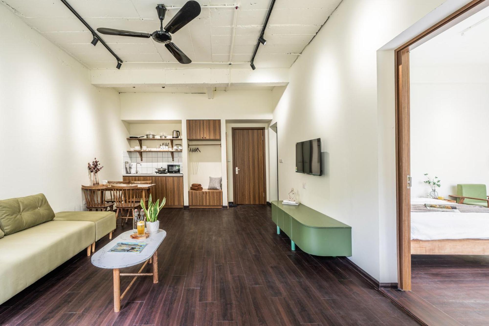 Palm Angels Residences-big Group With Rooftop Pool-free Laundry * Hanoi